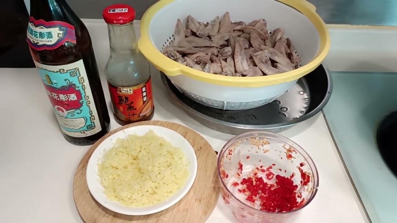 Sweet & Spicy Chicken Wings Tips | Maria Olino