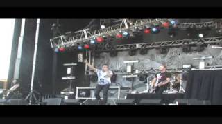 Skillet Live @ Heaven Fest 2009 "Hero"