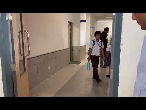 UHF Reader : Streamline School Attendance with UHF RFID Technology!