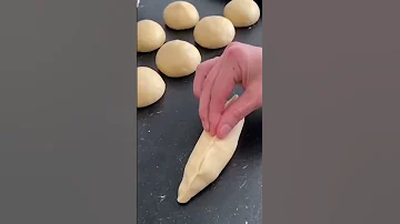 فطاير بالجبن المالح بالعجينه الهشه Shorts 