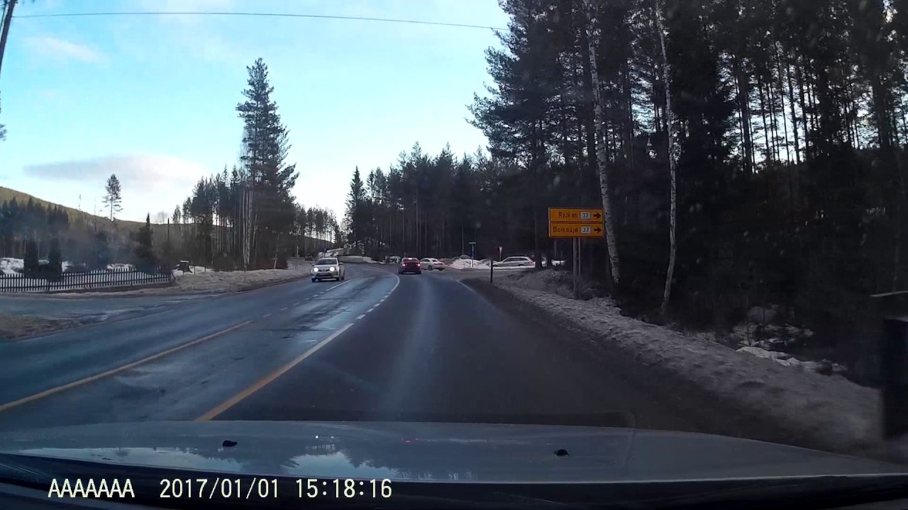 Farlig utkjøring på RV40 mot Kongsberg..