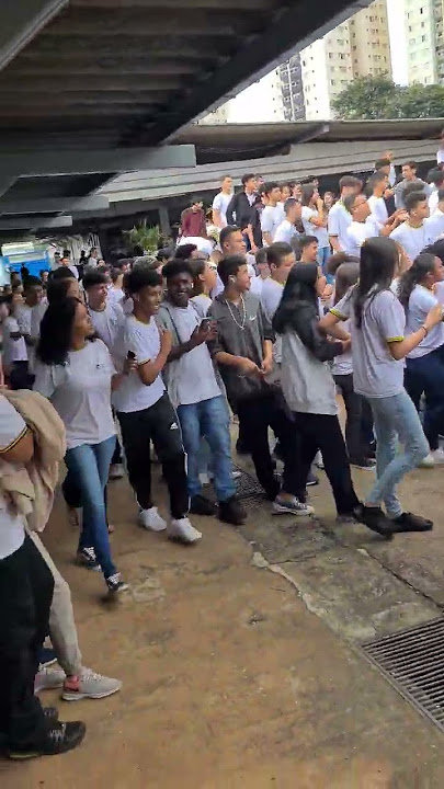 BARRACO NA ESCOLA!!!