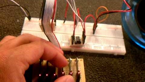 Simple Attiny45 Synth - programmed via Arduino