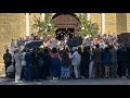 Mariage Louane : la chanteuse s’est mariée dans le Vaucluse à l’église