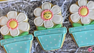 How to Decorate a Happy Daisy Cookie