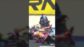 The incident between Manzi and Bautista in Race 2 ❌ | 2026 #EmiliaRomagnaWorldSBK 🇮🇹