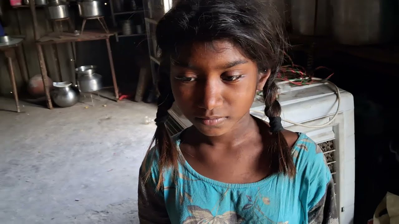 Bina nahaye school jana hai 😁 #vlog #dailyvlog #tranding #viral #nani #oldwomen #school #family 