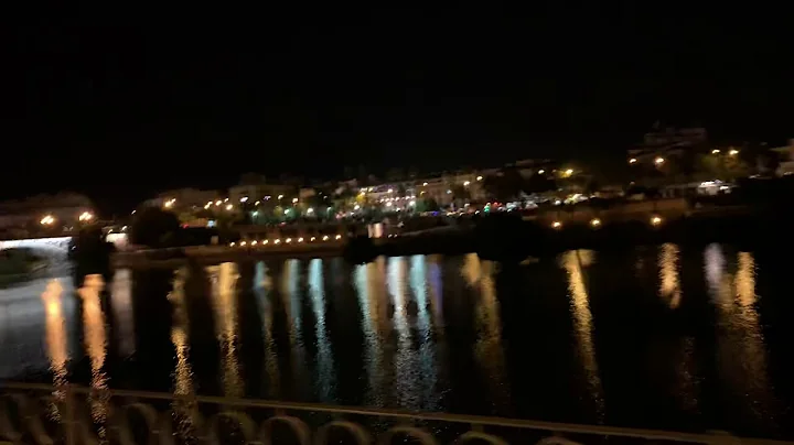 Walking Home from Triana