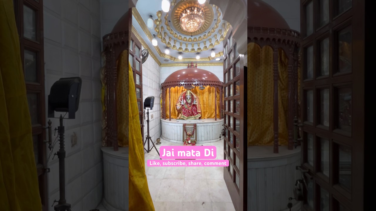 Maa Vaishnav Devi Temple: A Spiritual Adventure Awaits!
