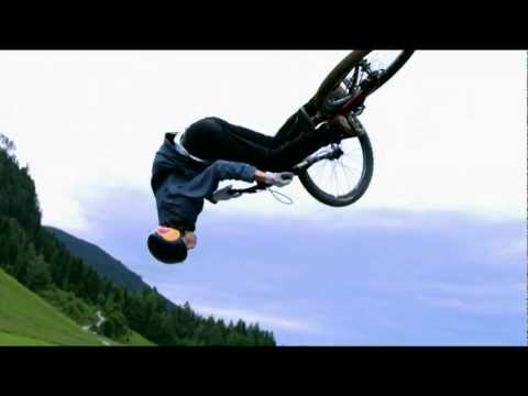 Freestyle mtn biking in slow motion - Dancing Slop...