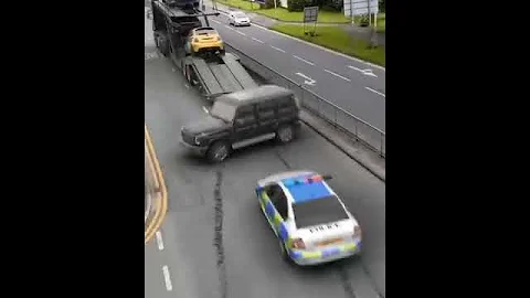 G wagon AMG police chase, insane move, flips over and lands perfectly!