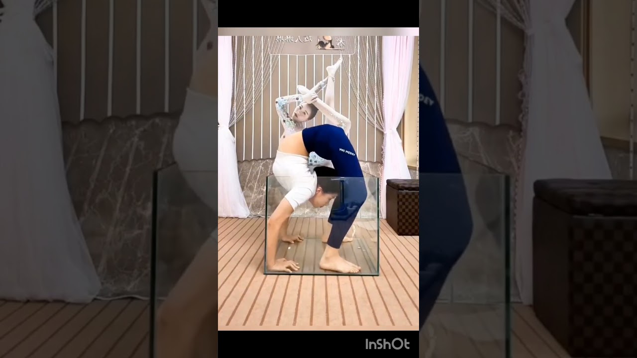 Magic by Chinese girl in suitcase 