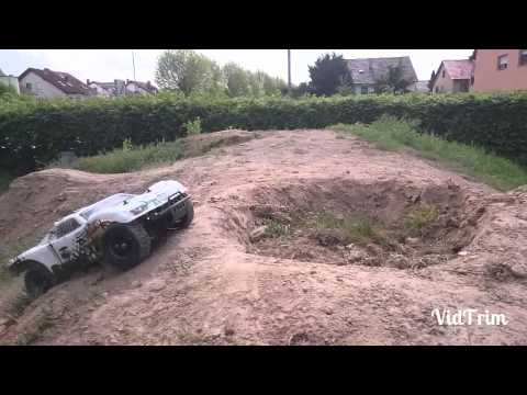 Carson Desert King V2 Brushless on Dirttrack