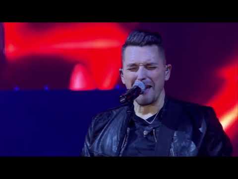 Ákos :-: AMIKOR SZERETTÉL :-:  ( 2014 Aréna )