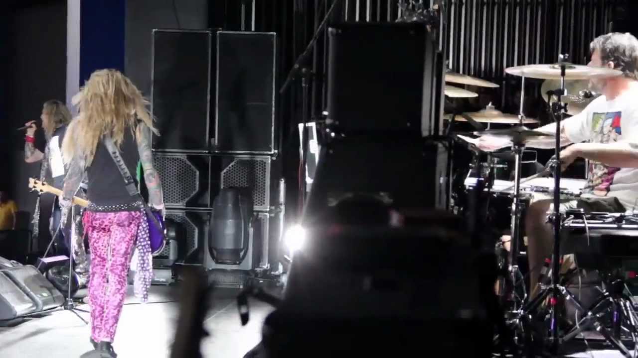 2012 MMRBQ - Preston performs with Steel Panther