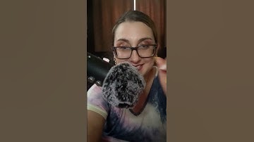 Is Your Name Vanessa? Repeating the Name Vanessa into an ASMR Trigger Word #short