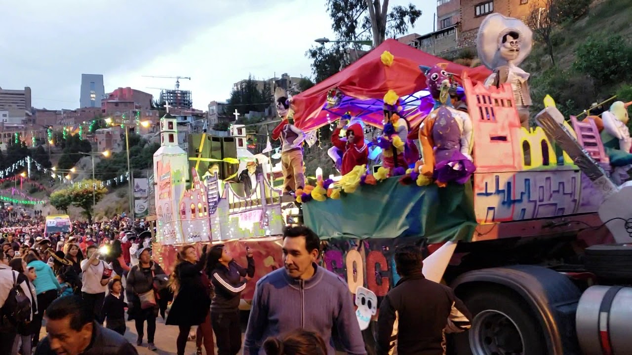 Desfile en La Paz: Navidad Maravillosa Parte 1 - YouTube