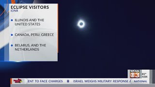 Eclipse viewers travel astronomical distances to watch in IL, IDNR says