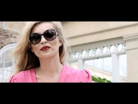 Making of de la campagne Kate Moss pour Vogue Eyewear