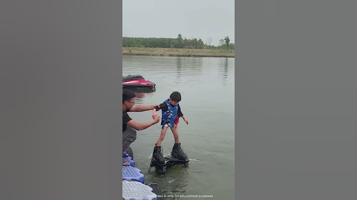 Ce papa a fabriqué un jetpack pour son petit fils !