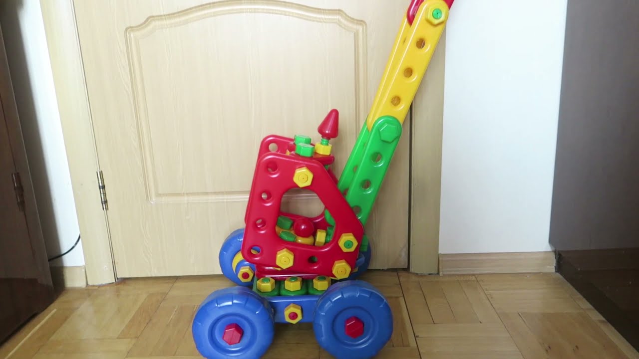 Крупный винтовой конструктор КЛАСАТА подъемный кран \"Вирра\" 116 деталей ...