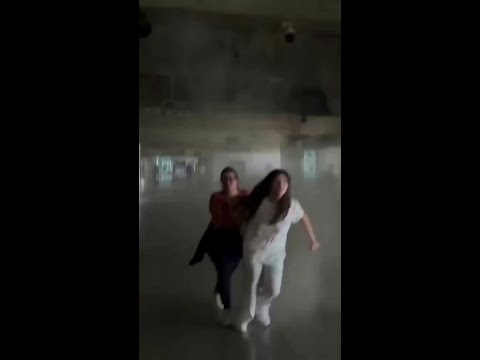 Dramatic footage captures quake shaking Maiquetía Airport