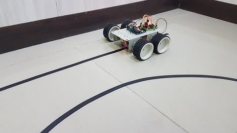 Line follower Robot || Arduino black line follower Robot