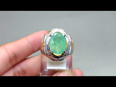(Kode: BT-0149) - Batu Natural Emerald (DIJAMIN 100% ASLI) - Size Batu : 19 x 15 x 7mm - Berat : 16.. 