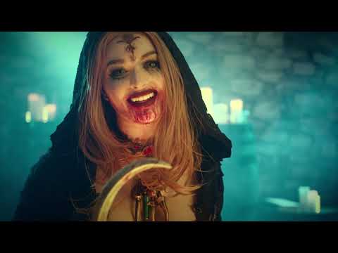 Bela Dimitrescu Cosplay Showcase | RE Village