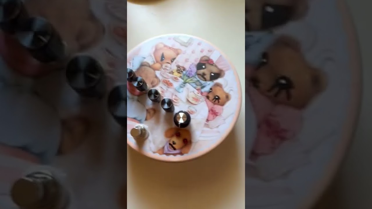 Cookie Tin Bear pedal! (v cute)