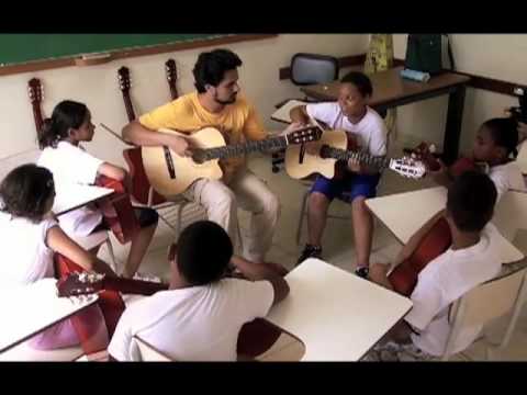 FAVELA MUNDO - Projeto Social
