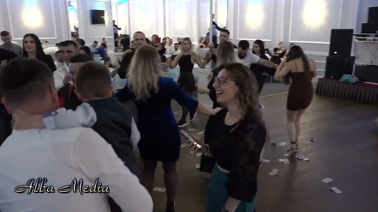 Fatmira Brecani Gezuar 2023 Festa Krishlindjeve Londer Organizuar nga Alba Media