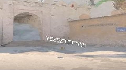 C4 Bomb flying? CS2 glitch