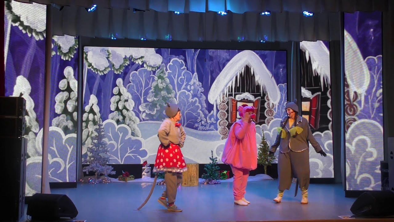 Новогоднее театрализованное представление для детей 