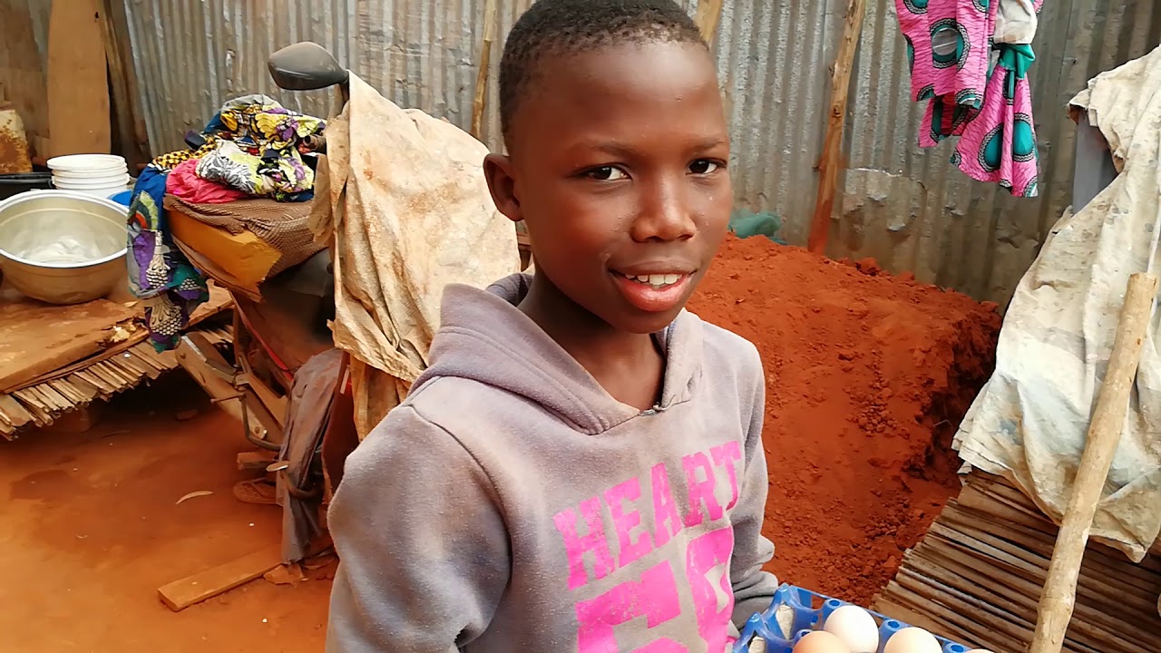 Réussir l'Élevage des poulets goliath au salon