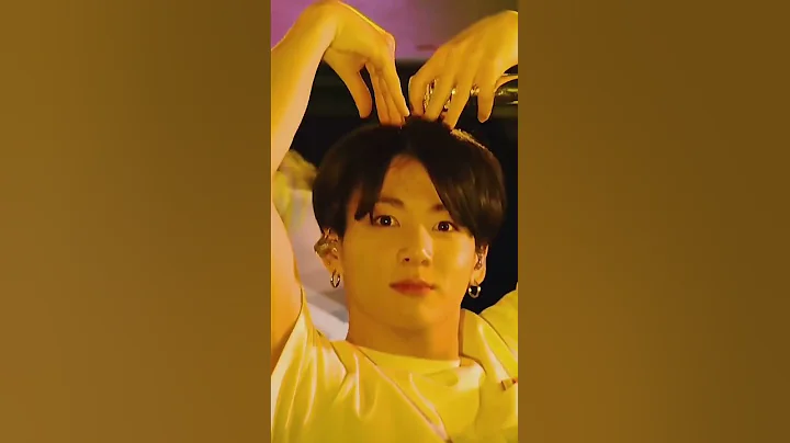 the way jk look at the camera 😻#shorts #bts #bdarmy