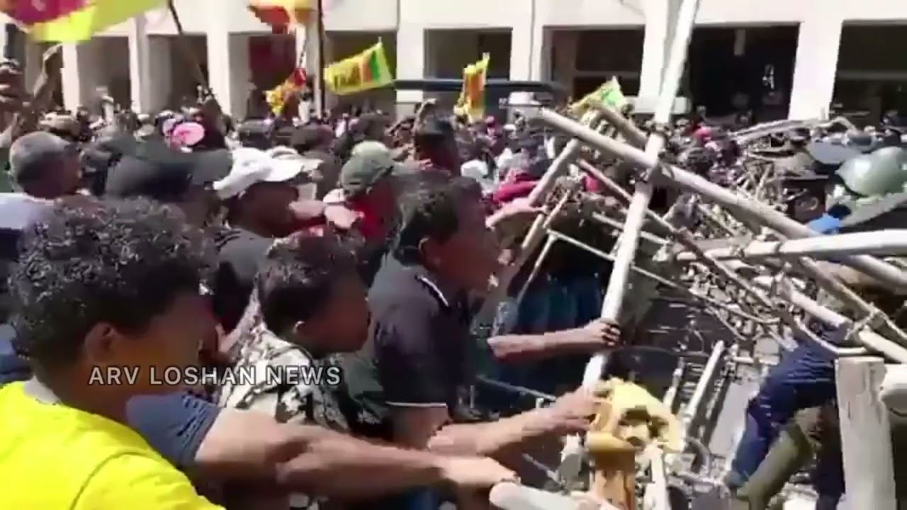 Police barricades breached by 