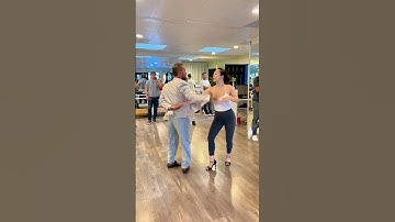 Alejandro Sol and Lorel dancing Salsa LA Style!