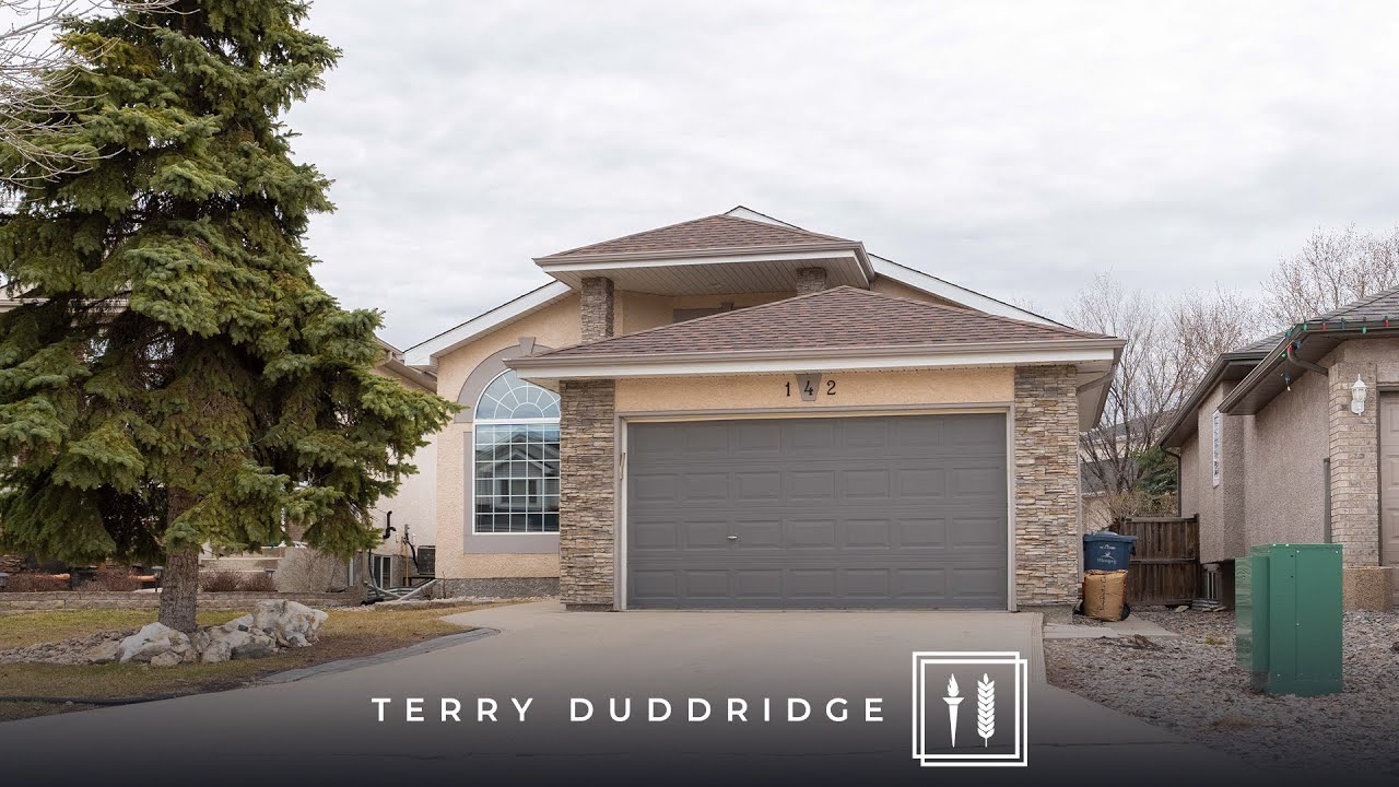 142 Coombs Dr l 3 Bedroom Bungalow in River Park South, Winnipeg winnipeg YouTube