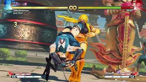Mika can combo into command grabs!?!?!?!