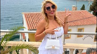 Ghenia Michel Officiel en robe kabyle en Espagne 🇪🇸❤️✌️