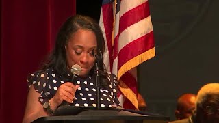 DA Fani Willis tearfully thanks South Fulton police after receiving 'countless' threats
