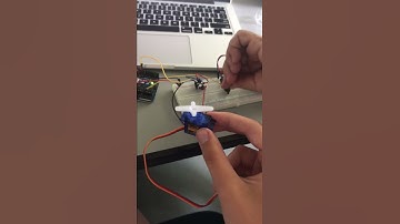 Servo Monitor 180 degree Turn