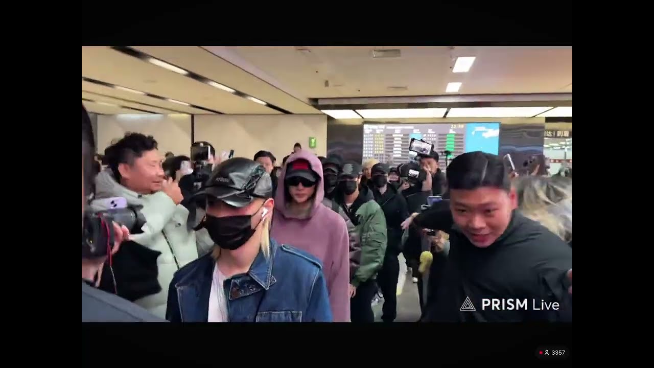 Stray Kids GMP INT Airport Arrival | 27 December | 