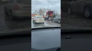 Кто-то знаком с технологией укладки асфальта? Можно в воду/лужу его укладывать?