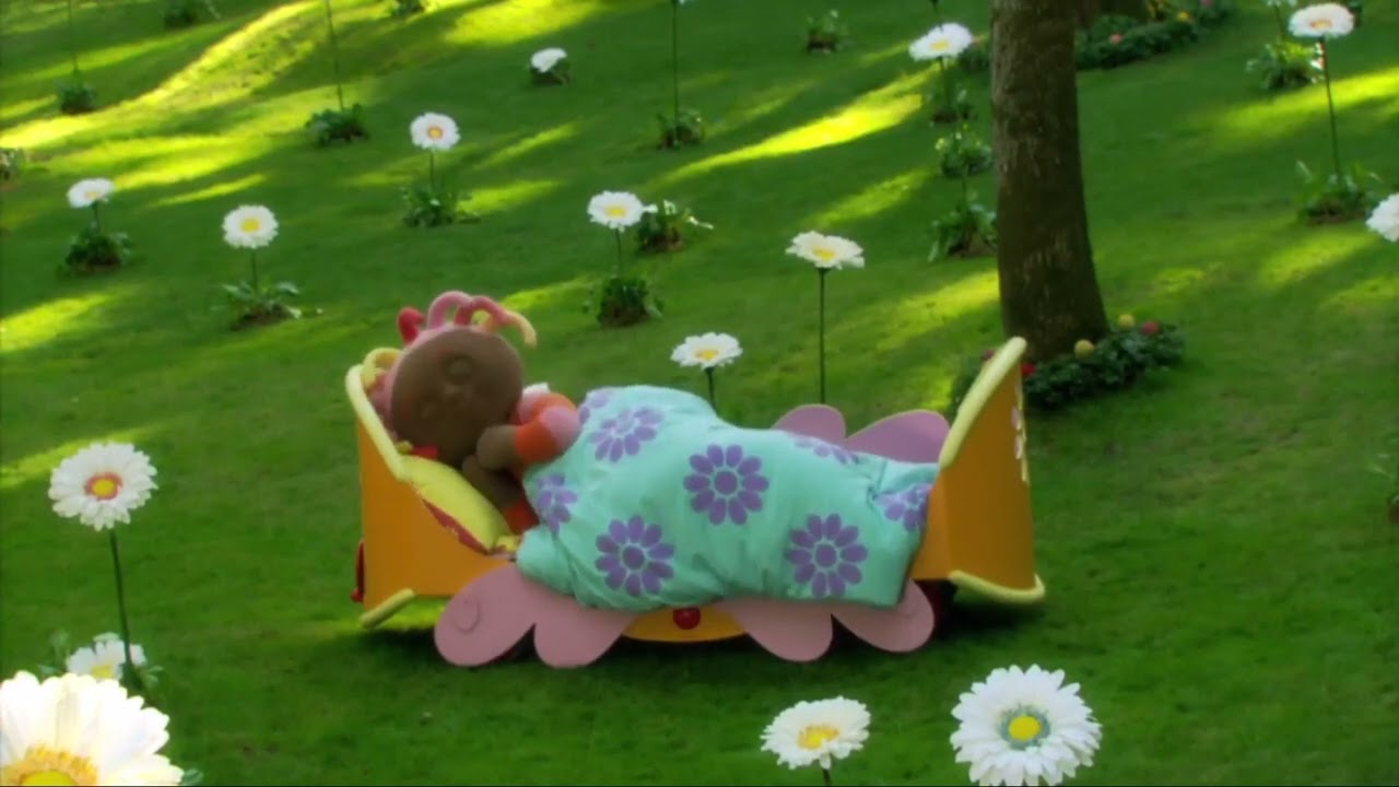 In the Night Garden - Makka Pakka Goes to Sleep 