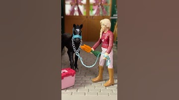 Advent calendar day 7! ❄️ #schleich #horse #unboxing #adventcalendar