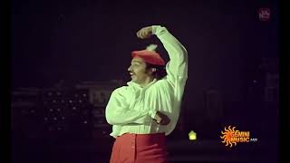 Anandham Athu Ennada - Iru Nilavugal
