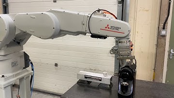 Mitsubishi Electric 6 axis Robot coffee machine