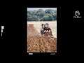 Arrastrar la Tierra Para Sembrar con arado en el Rancho con Tractor